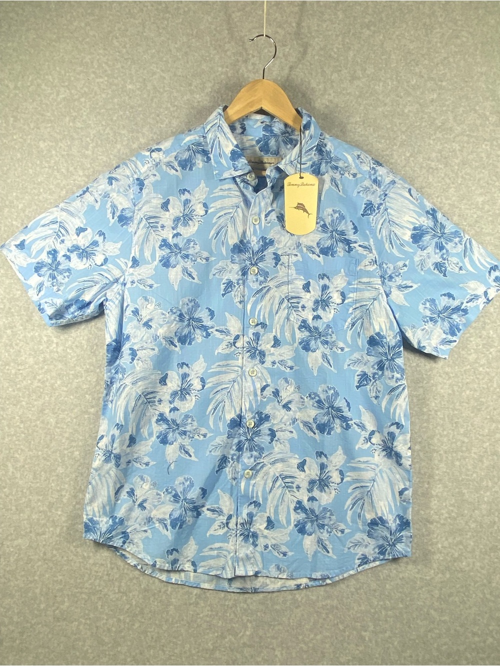 Tommy Bahama shirt Men’s Size M Blue Hawaiian Floral Short-sleeve cotton NWT